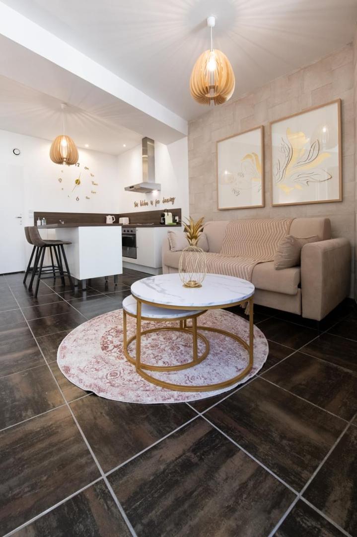 La Suite Sépia - Superbe appartement tout confort au coeur du Vieux Lione Esterno foto